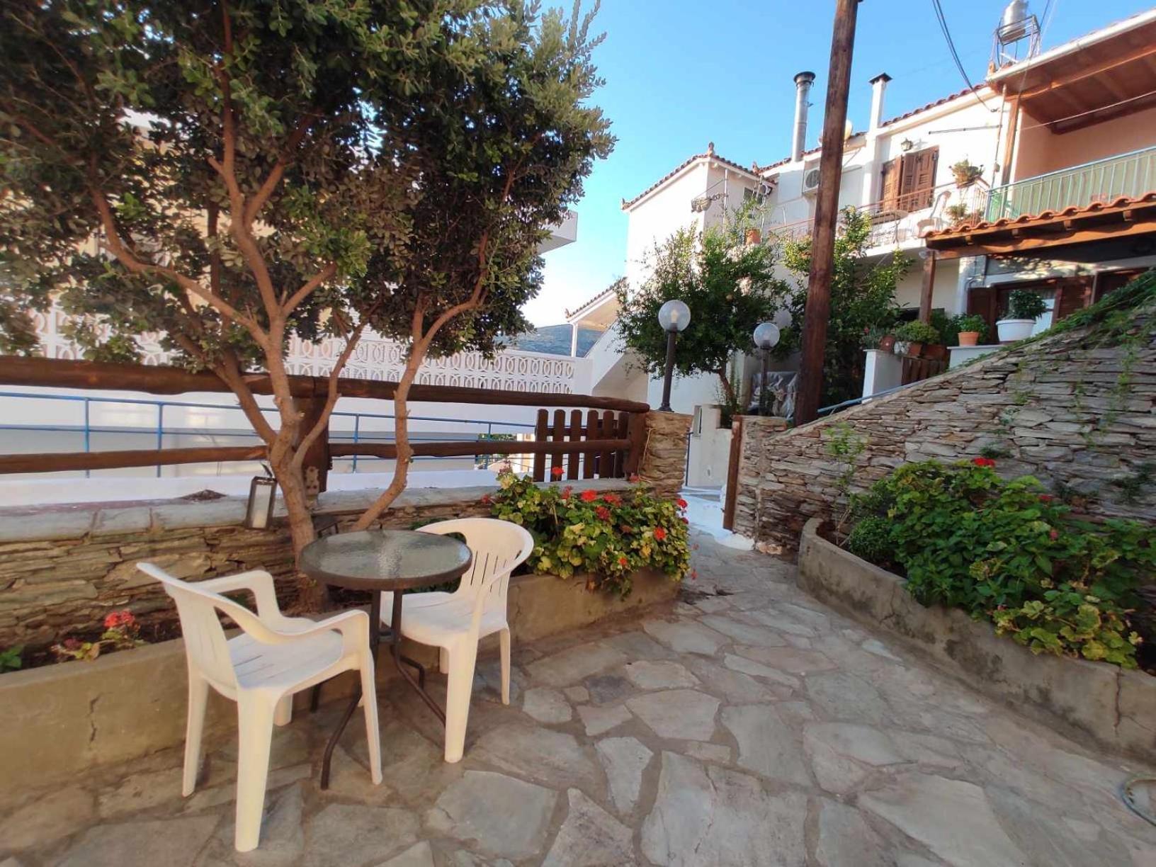 Politis Sudios Apartment Batsi  Exterior photo