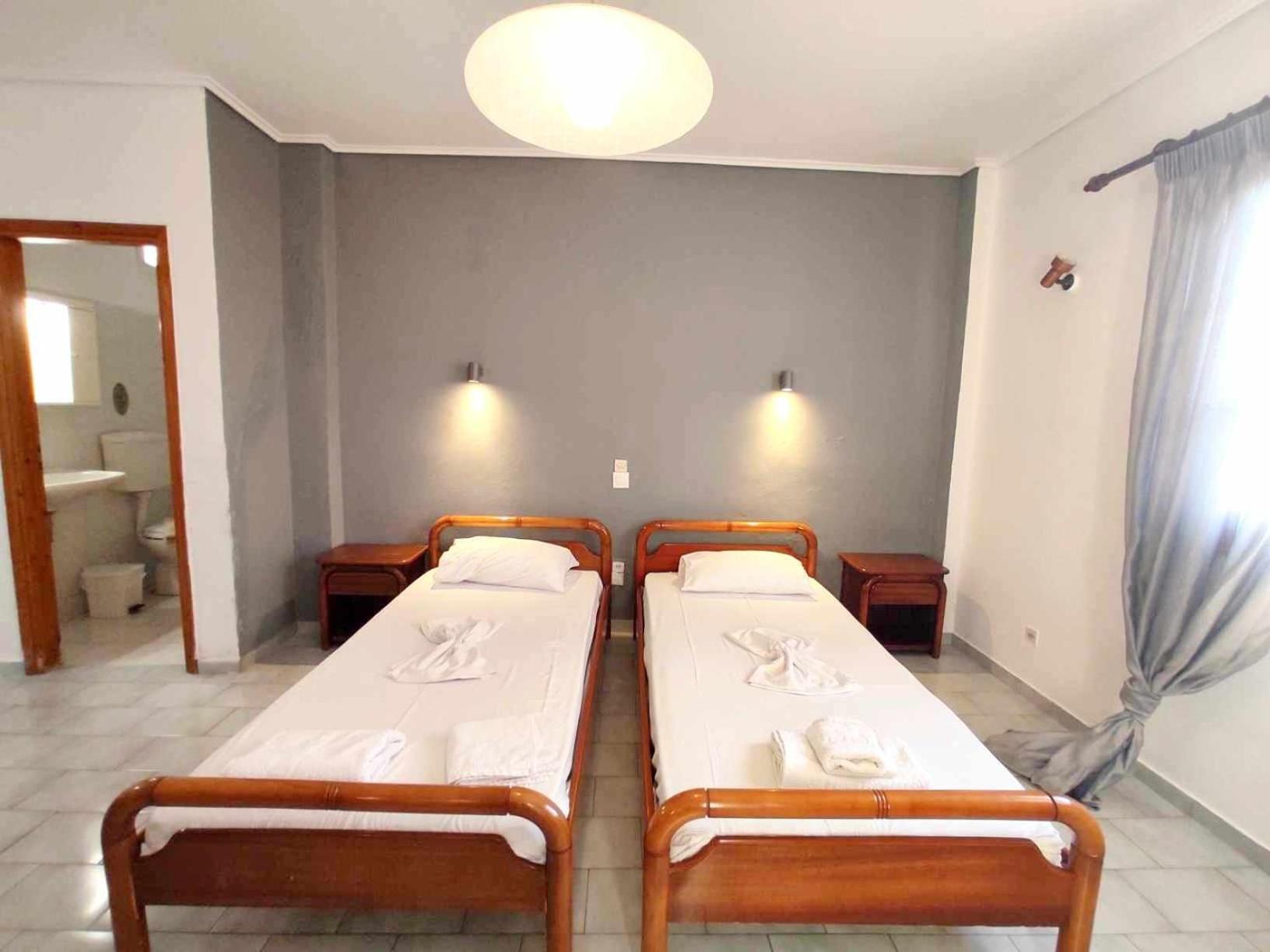 Politis Sudios Apartment Batsi  Exterior photo